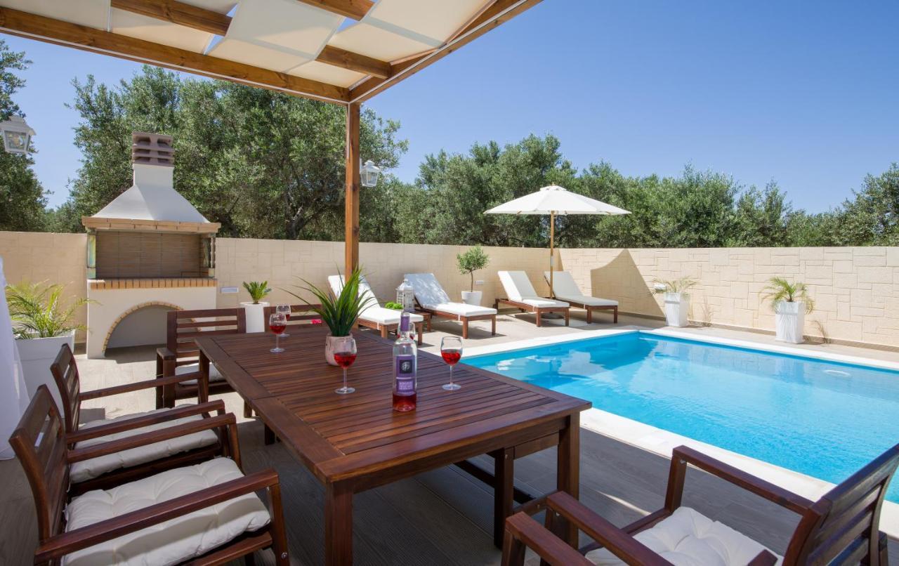 Villa Elisabeth View Gerani  エクステリア 写真